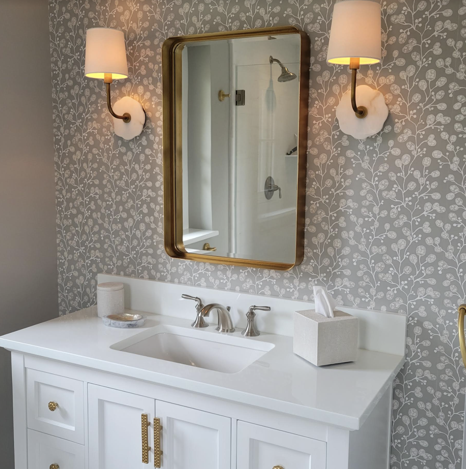 Styled interior corner